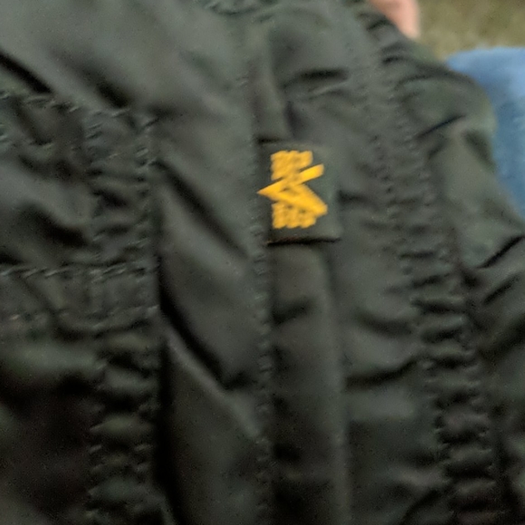 Alpha coat - Picture 7 of 9